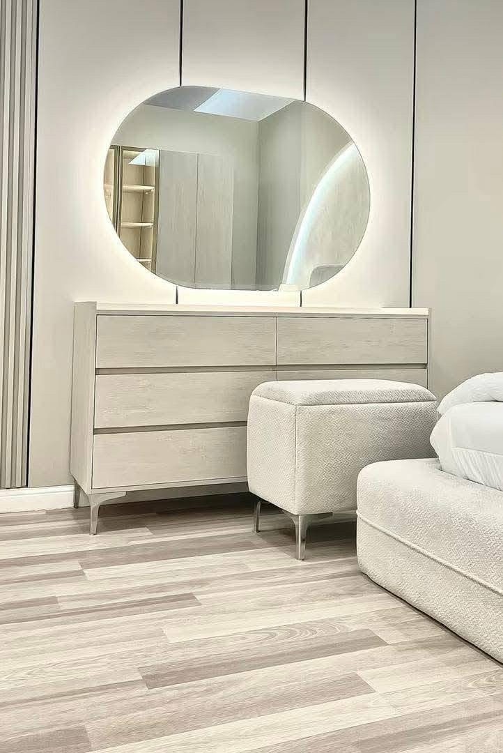 Bedroom Set - Image 4